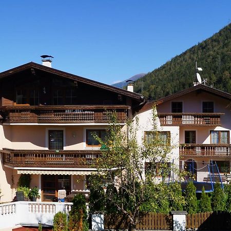 Ferienhaus Bergblick Fulpmes Exterior photo